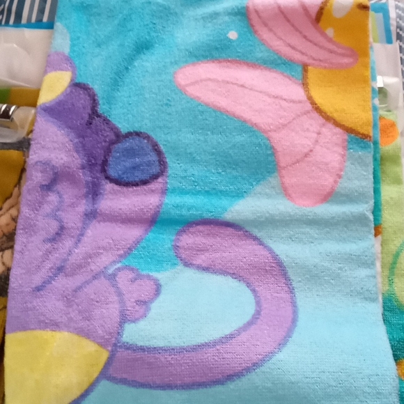 Beach ⛱️ Towels ( each) - Picture 9 of 13